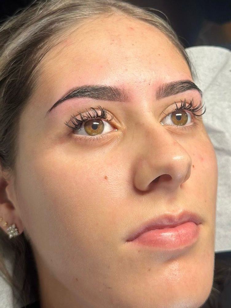 PMU-Maarssen-Maarssendorp-PMU in Maarssen-Powderbrows in Maarssen-Powderbrows in maarssendorp-UTRECHT